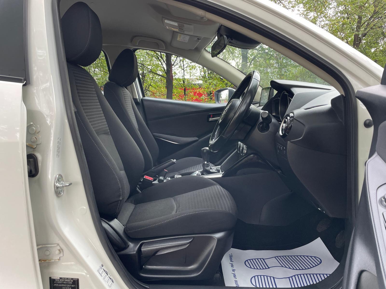 Mazda MAZDA2 - Image 16