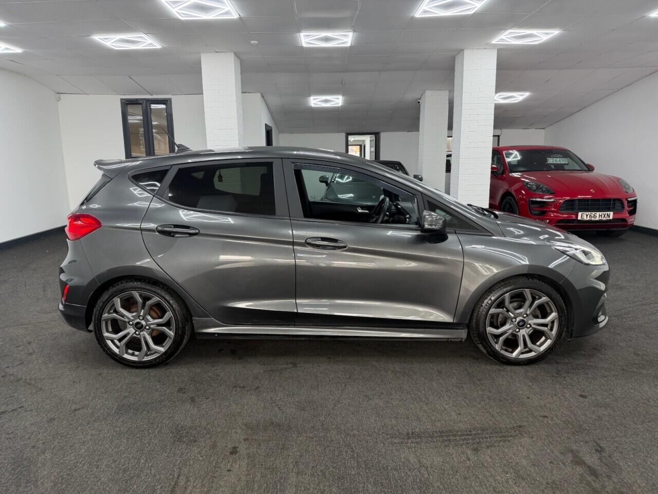 Ford Fiesta - Image 3