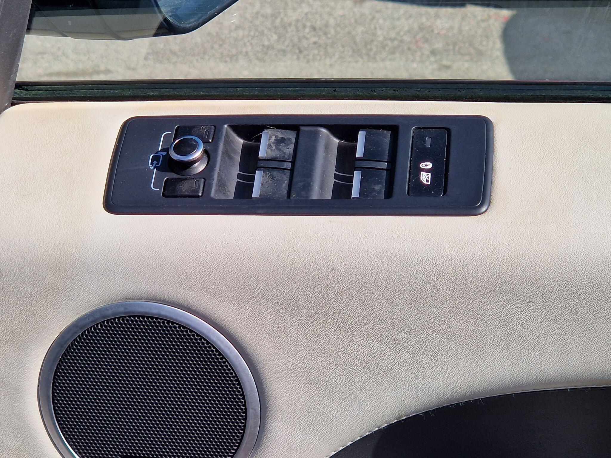 Land Rover RANGE ROVER SPORT - Image 32