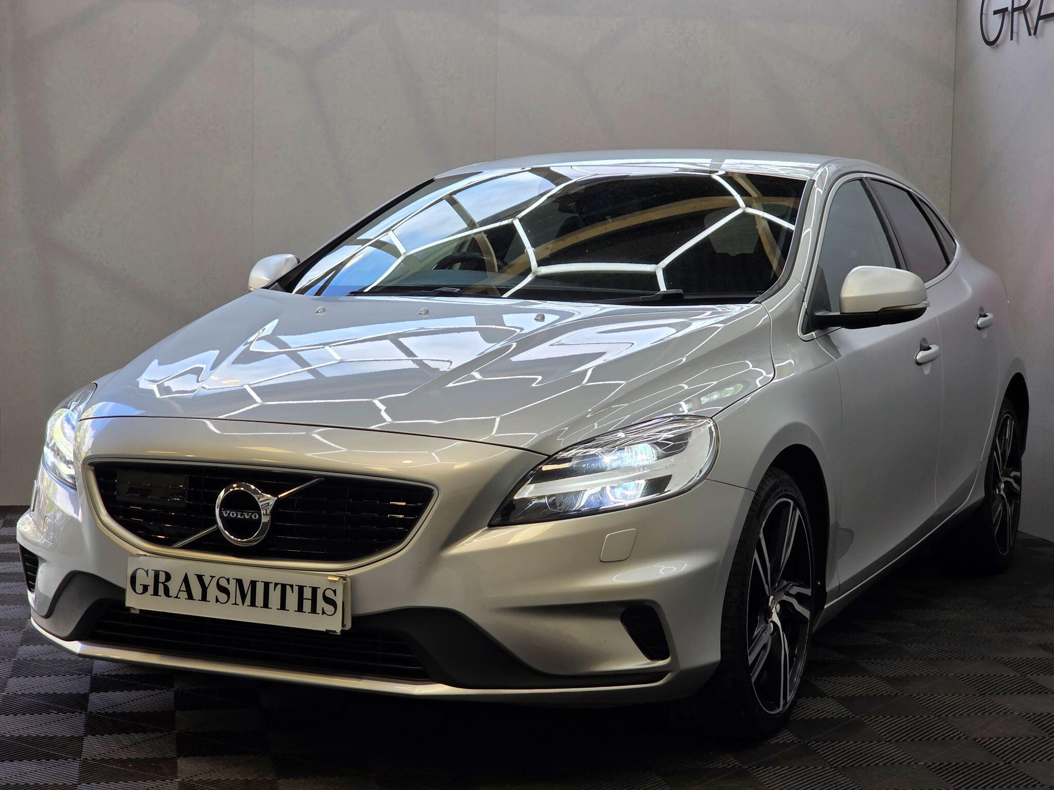 Volvo V40 - Image 5