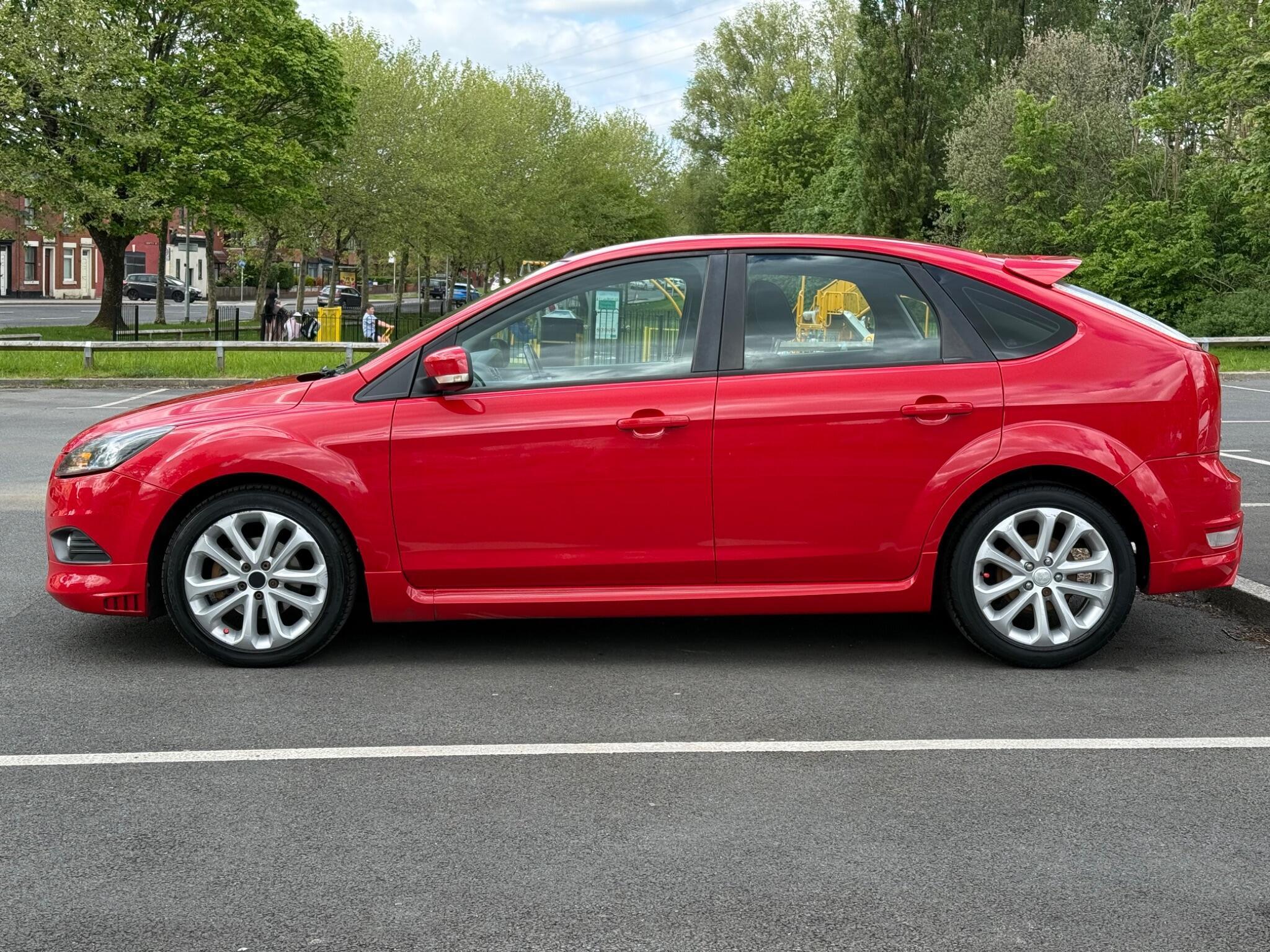 Ford Focus - Image 7
