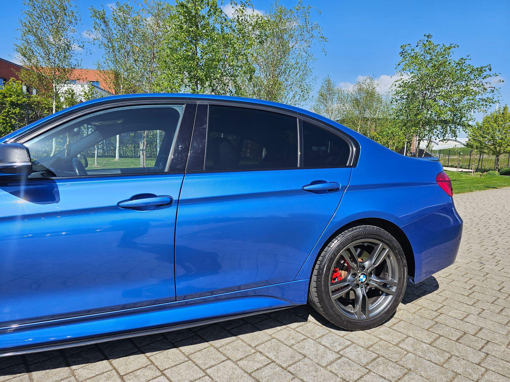 BMW 3 Series - Image 13