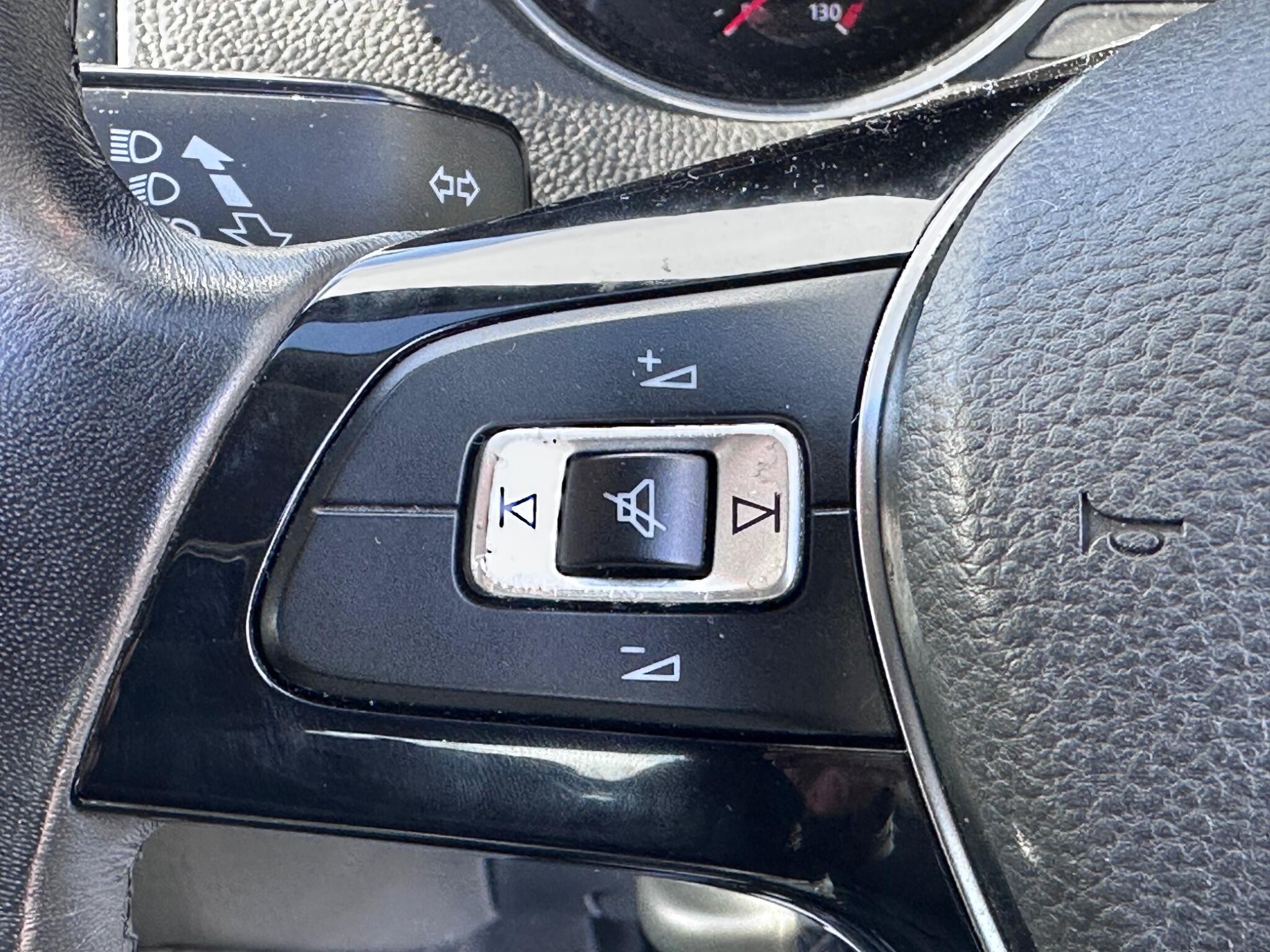 Volkswagen Polo - Image 50