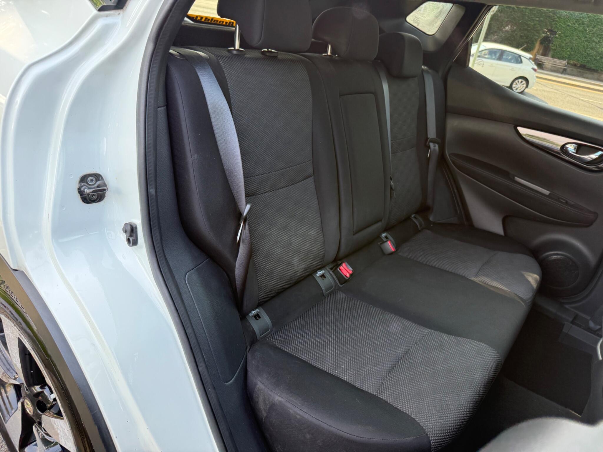 Nissan Qashqai - Image 13