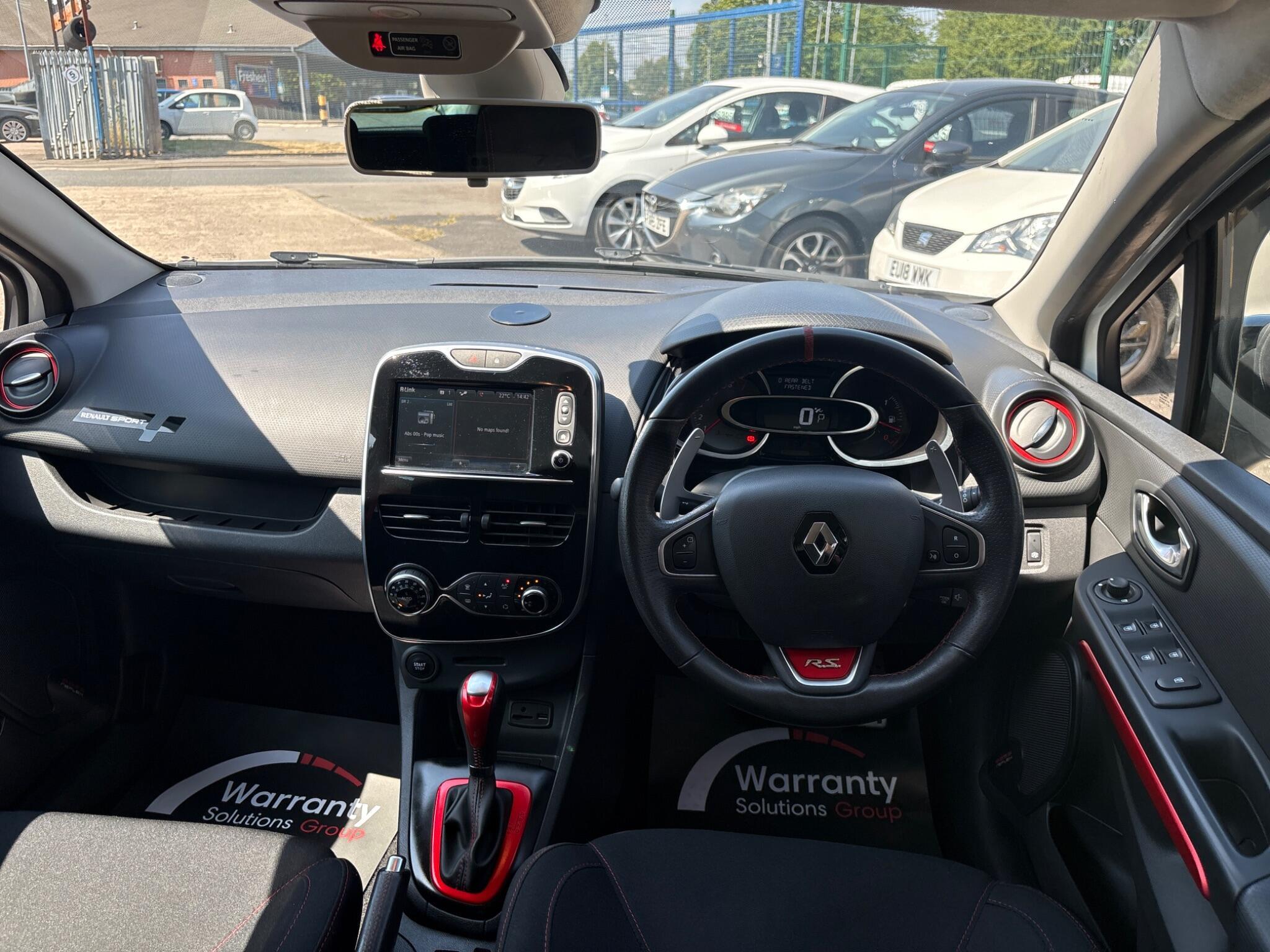 Renault Clio - Image 20
