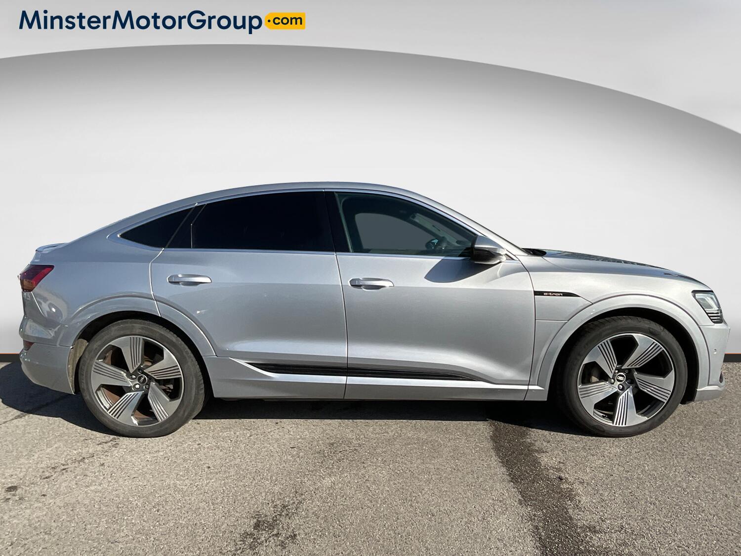 Audi E-Tron - Image 2