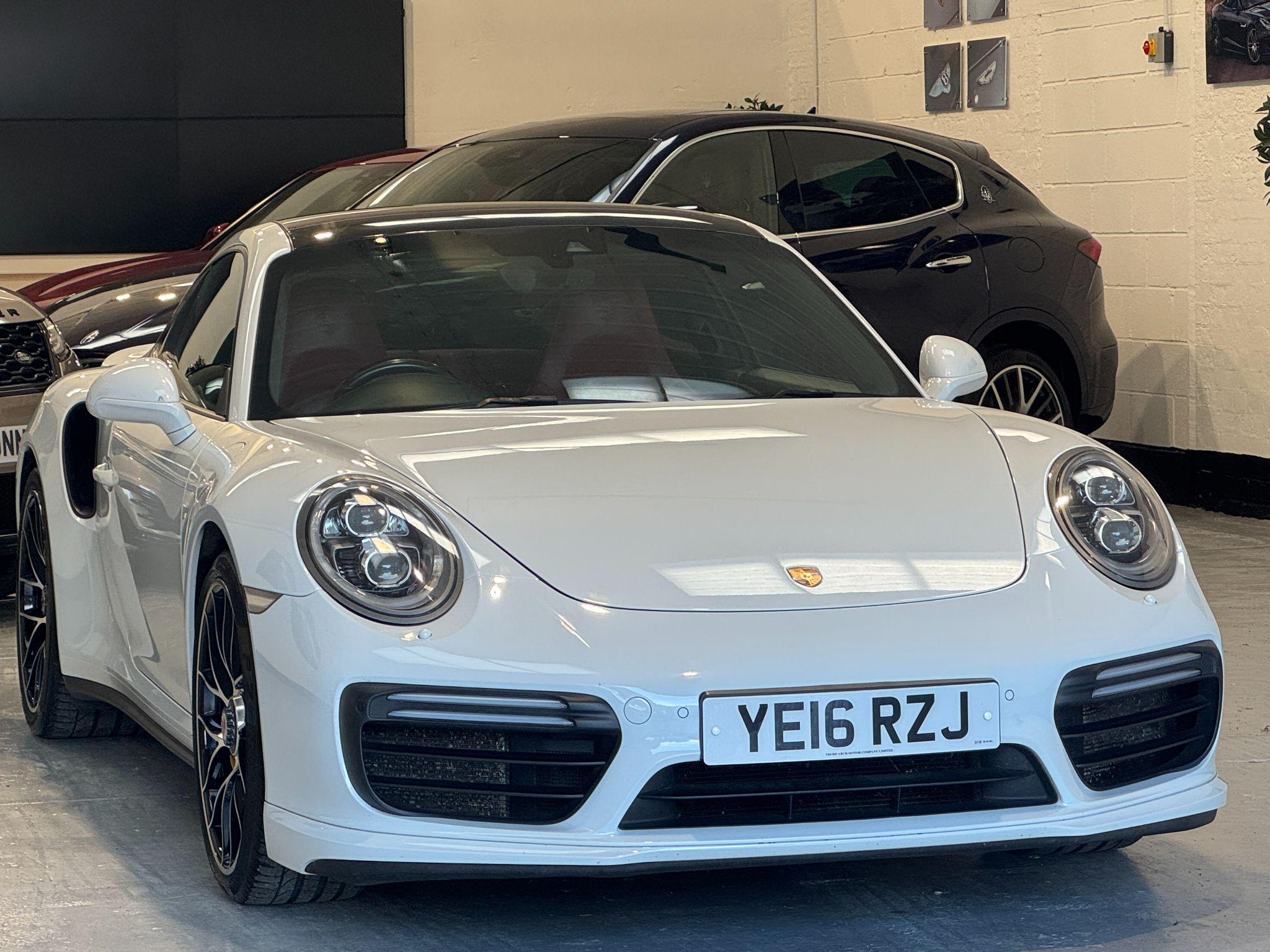 Porsche 911 - Image 6