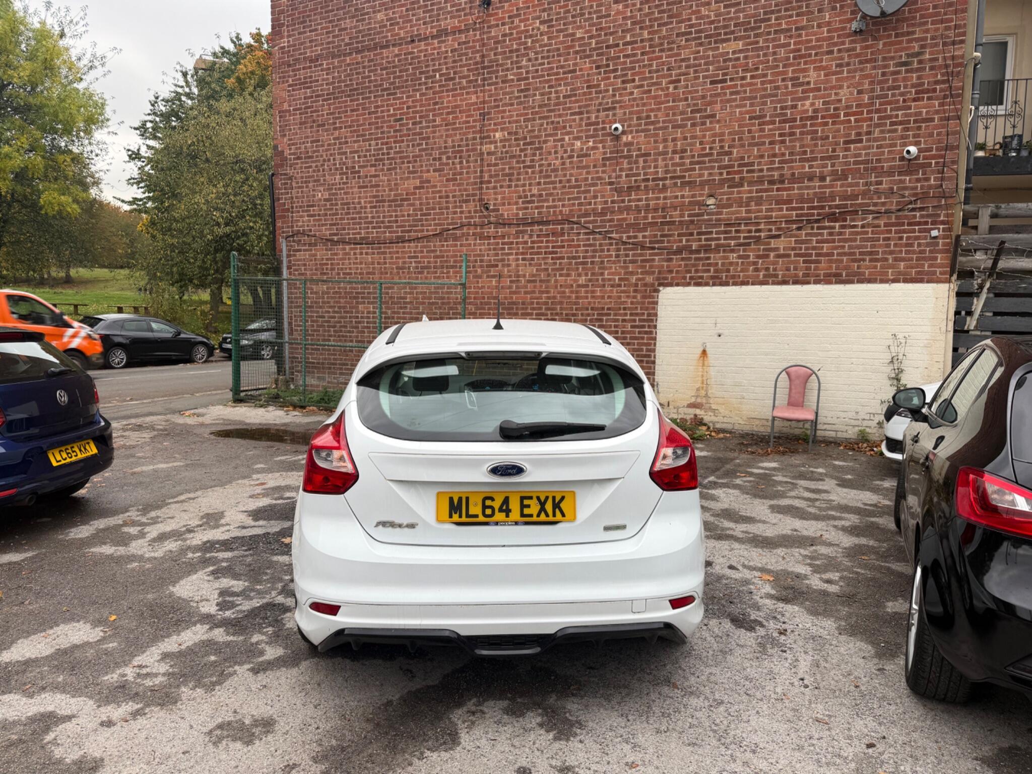 Ford Focus - Image 6
