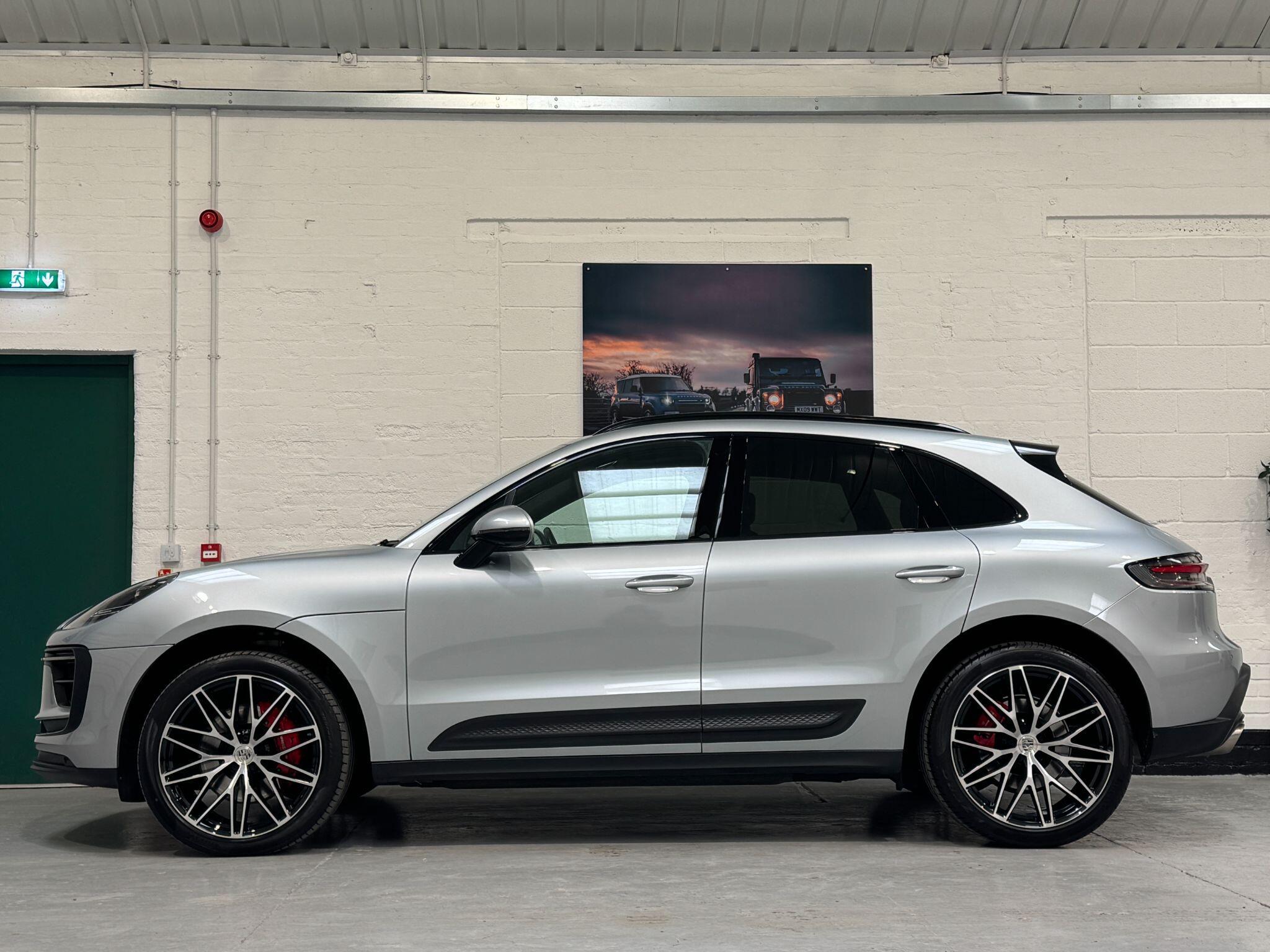 Porsche Macan - Image 10