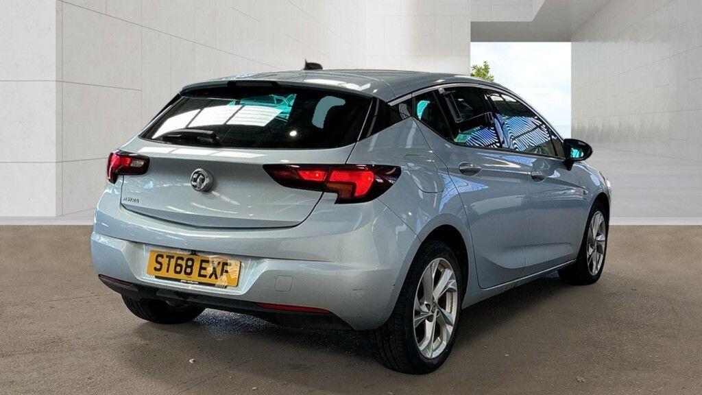 Vauxhall Astra - Image 4