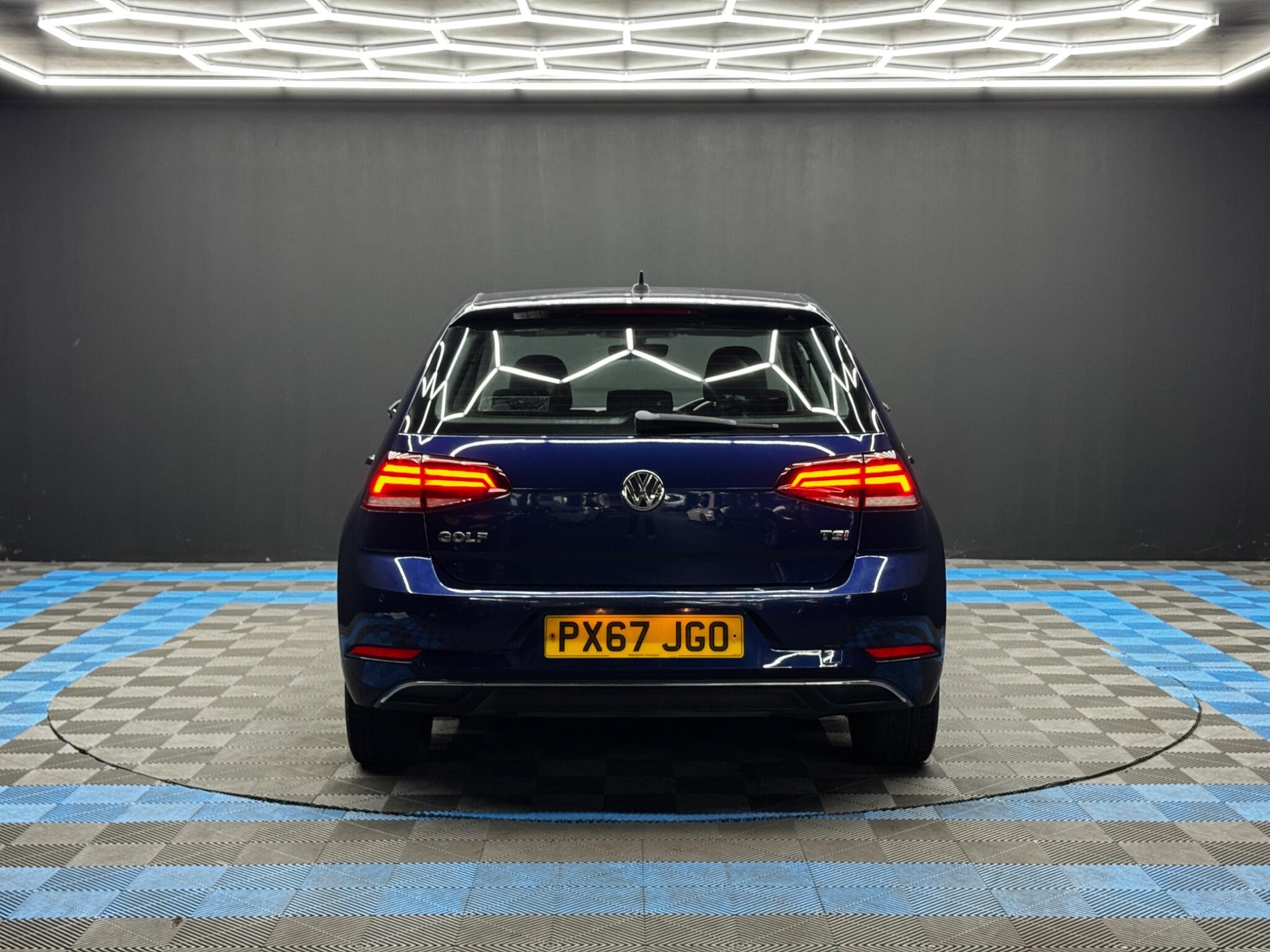 Volkswagen Golf - Image 6