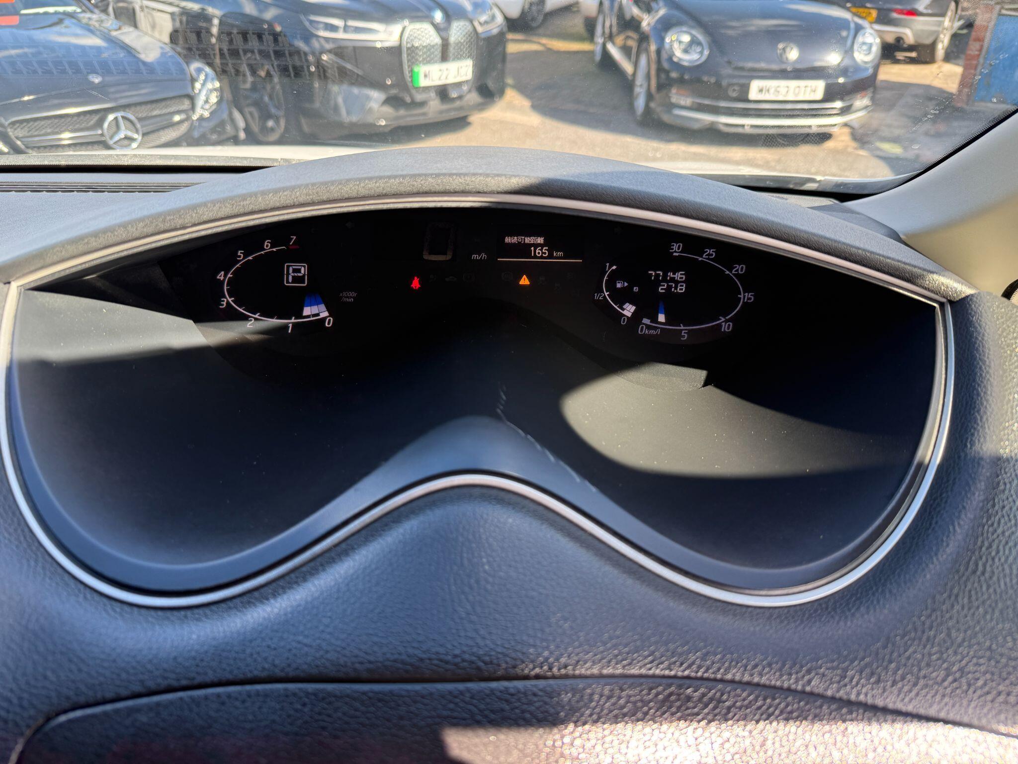 Nissan Serena - Image 43