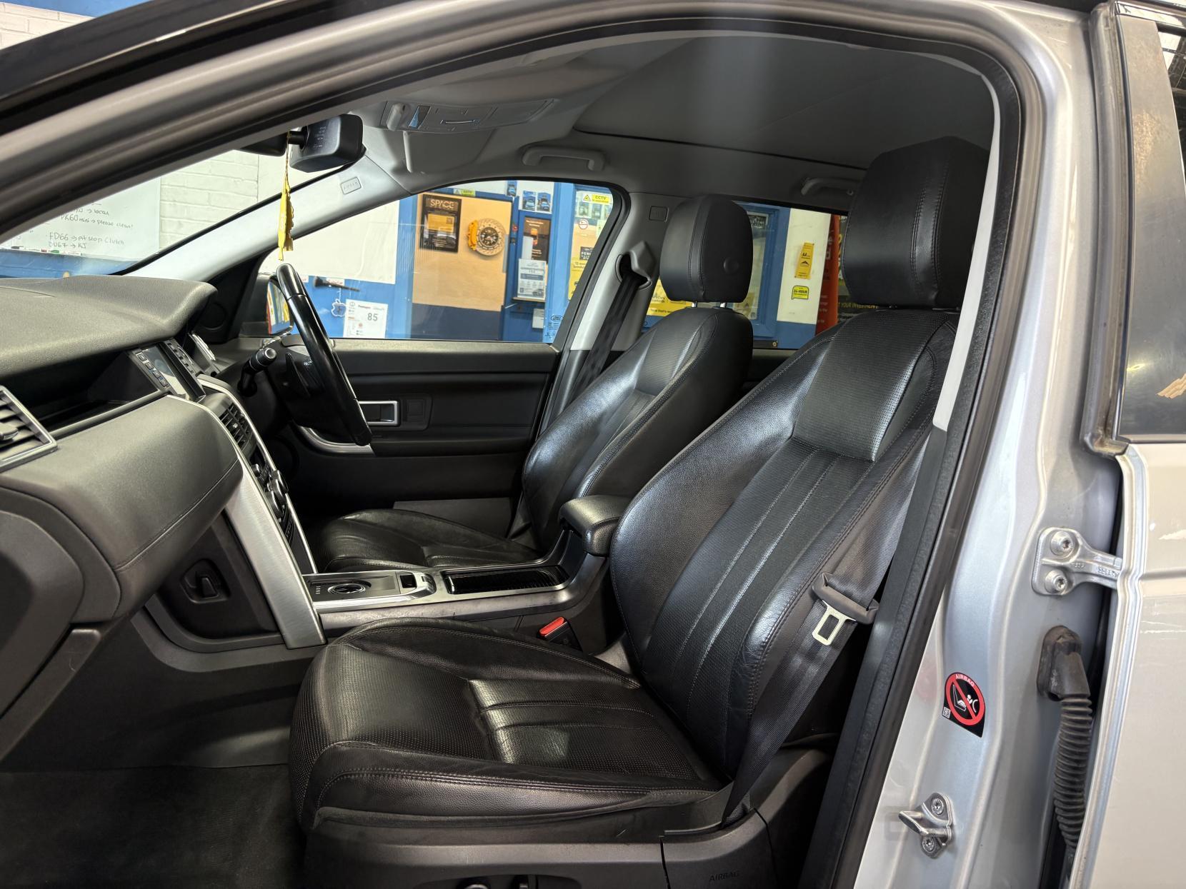 Land Rover DISCOVERY SPORT - Image 18