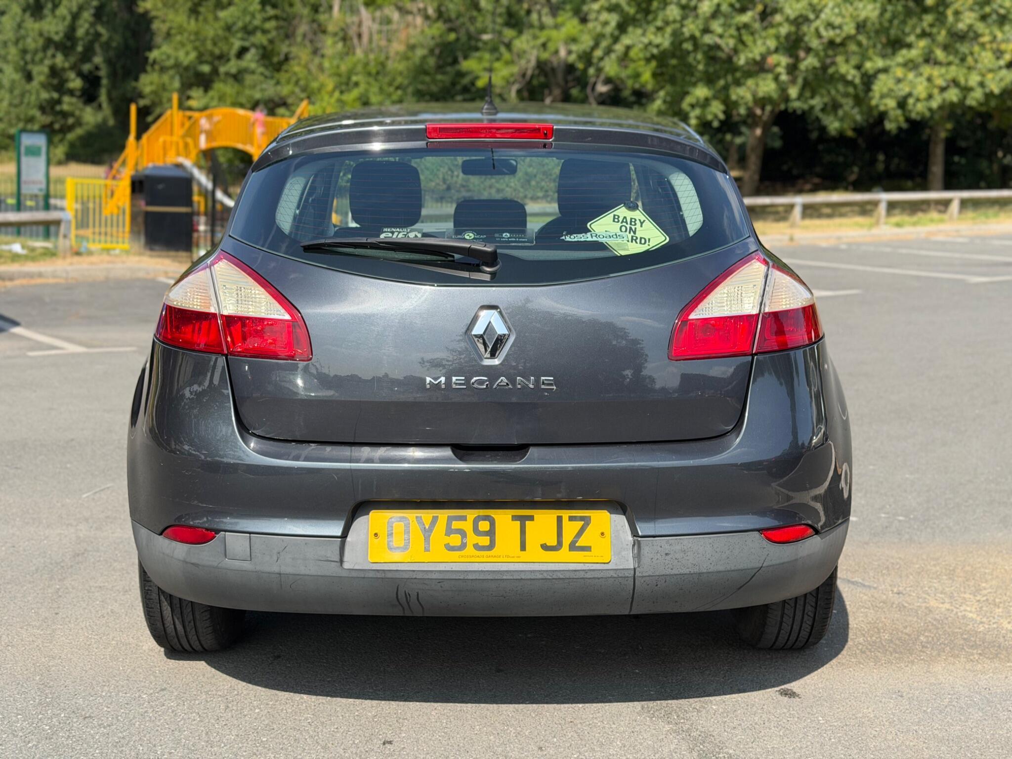Renault Megane - Image 7