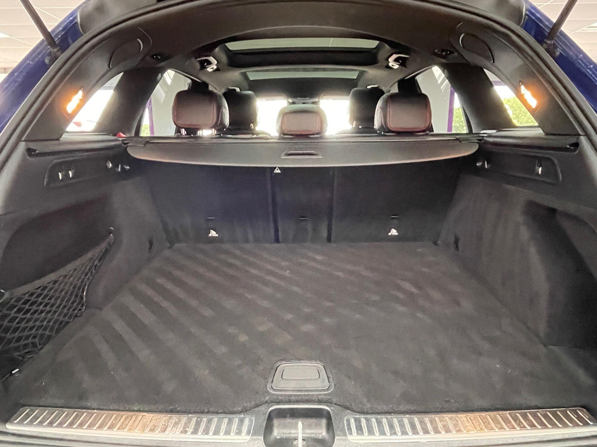 Mercedes GLC - Image 19