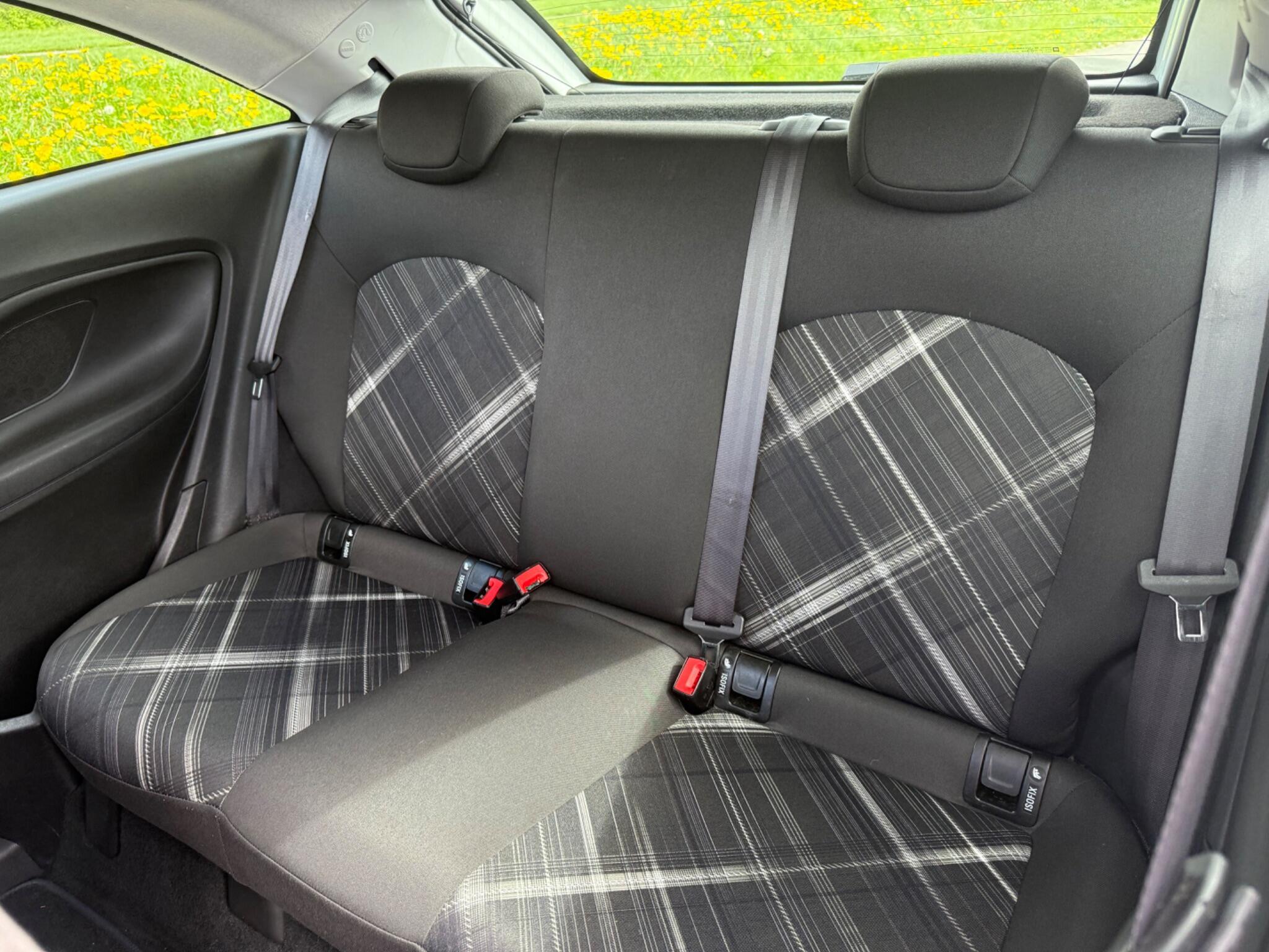 Vauxhall Corsa - Image 10