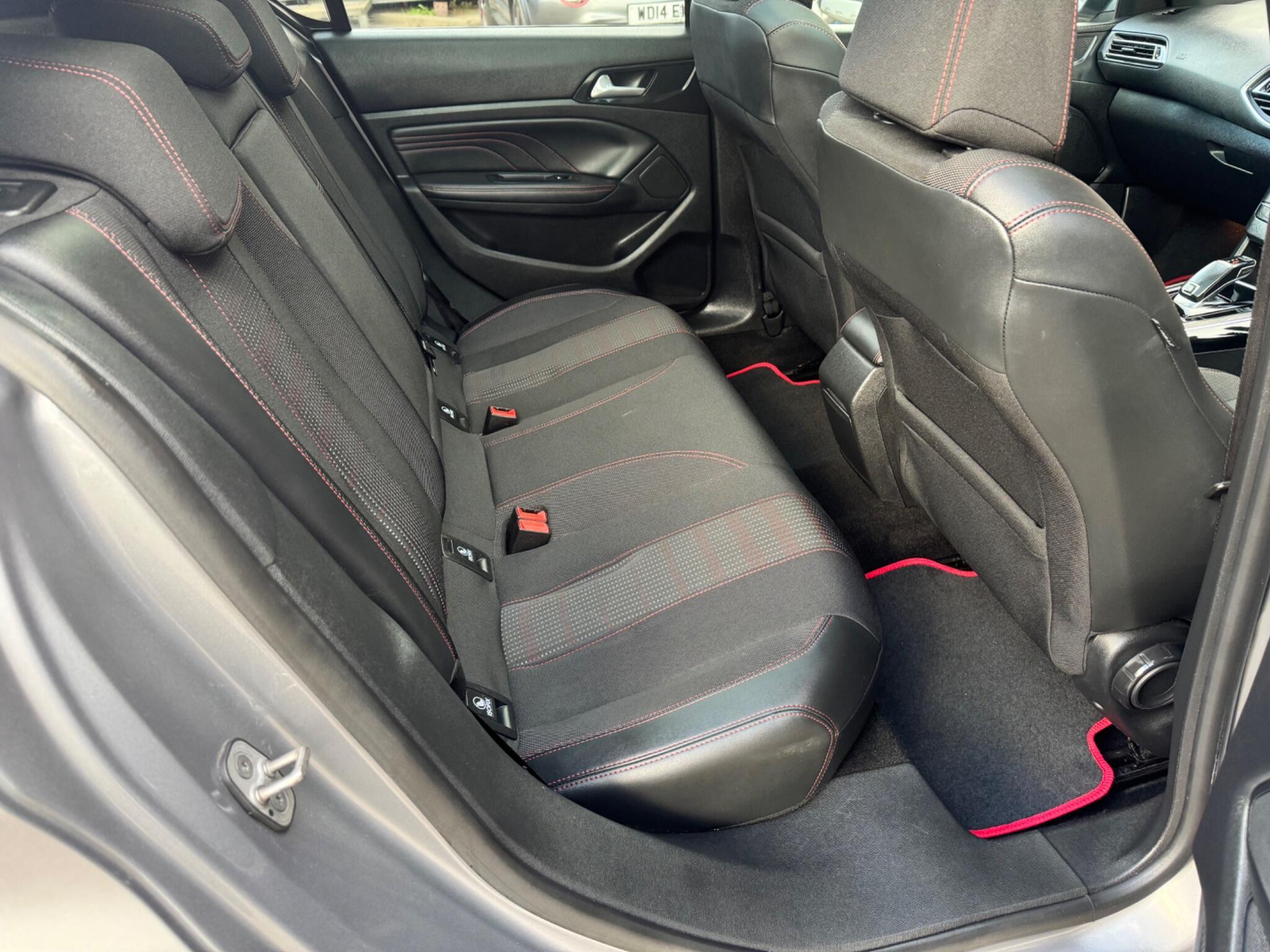 Peugeot 308 - Image 21