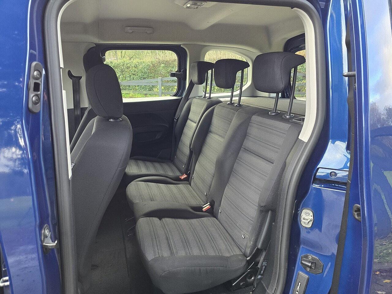 Vauxhall Combo Life - Image 8