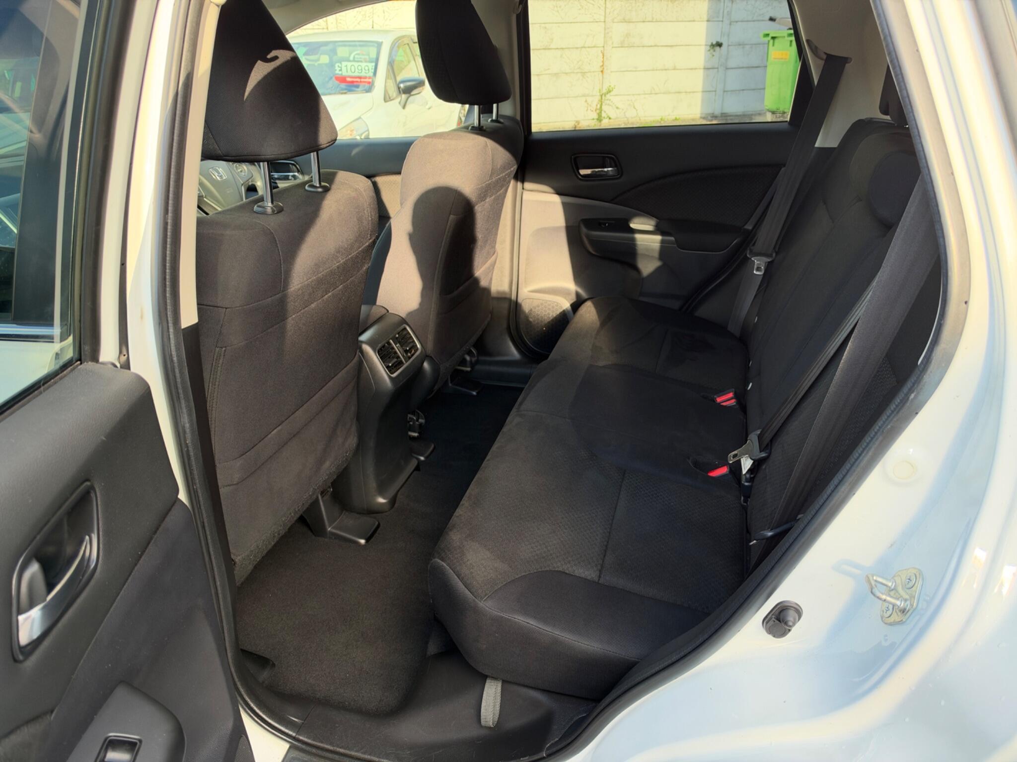 Honda CR-V - Image 16