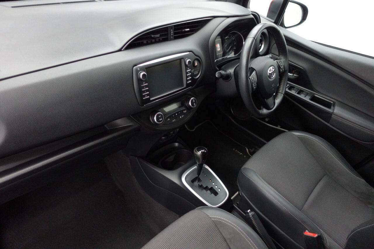 Toyota Yaris - Image 15