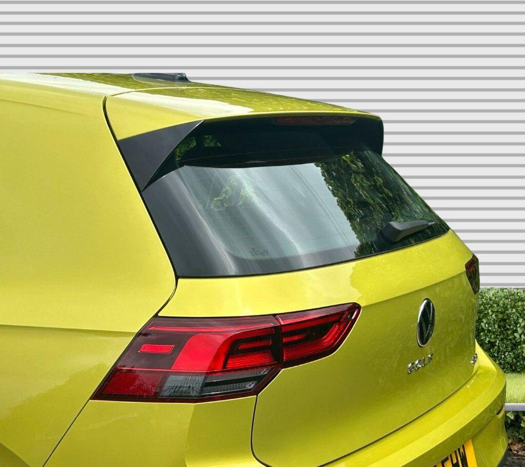 Volkswagen Golf - Image 23