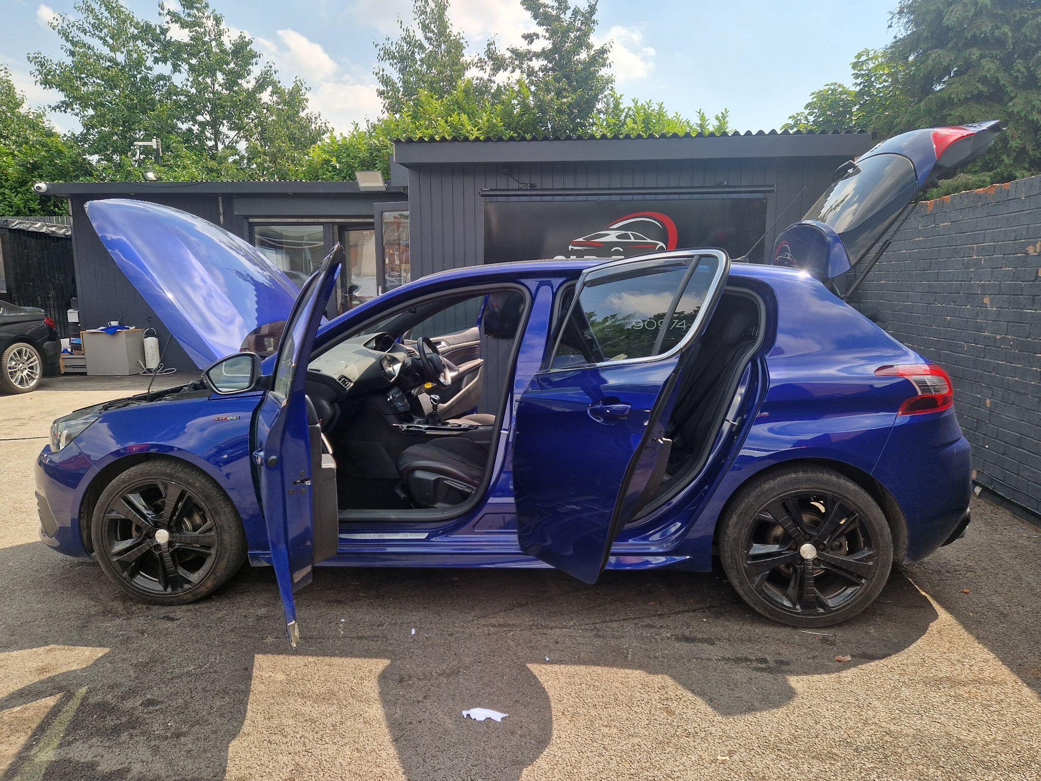 Peugeot 308 - Image 15