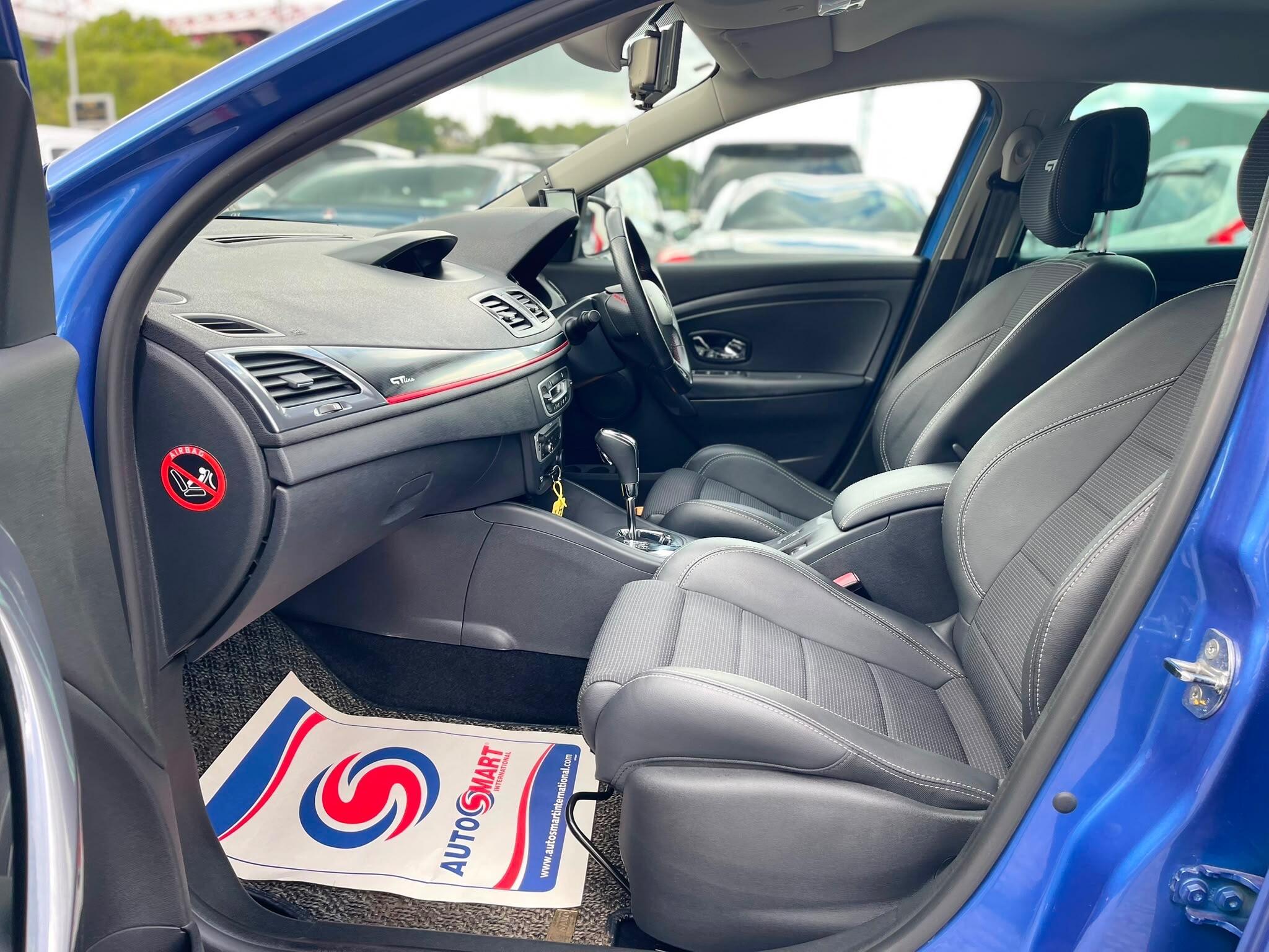 Renault Megane - Image 15