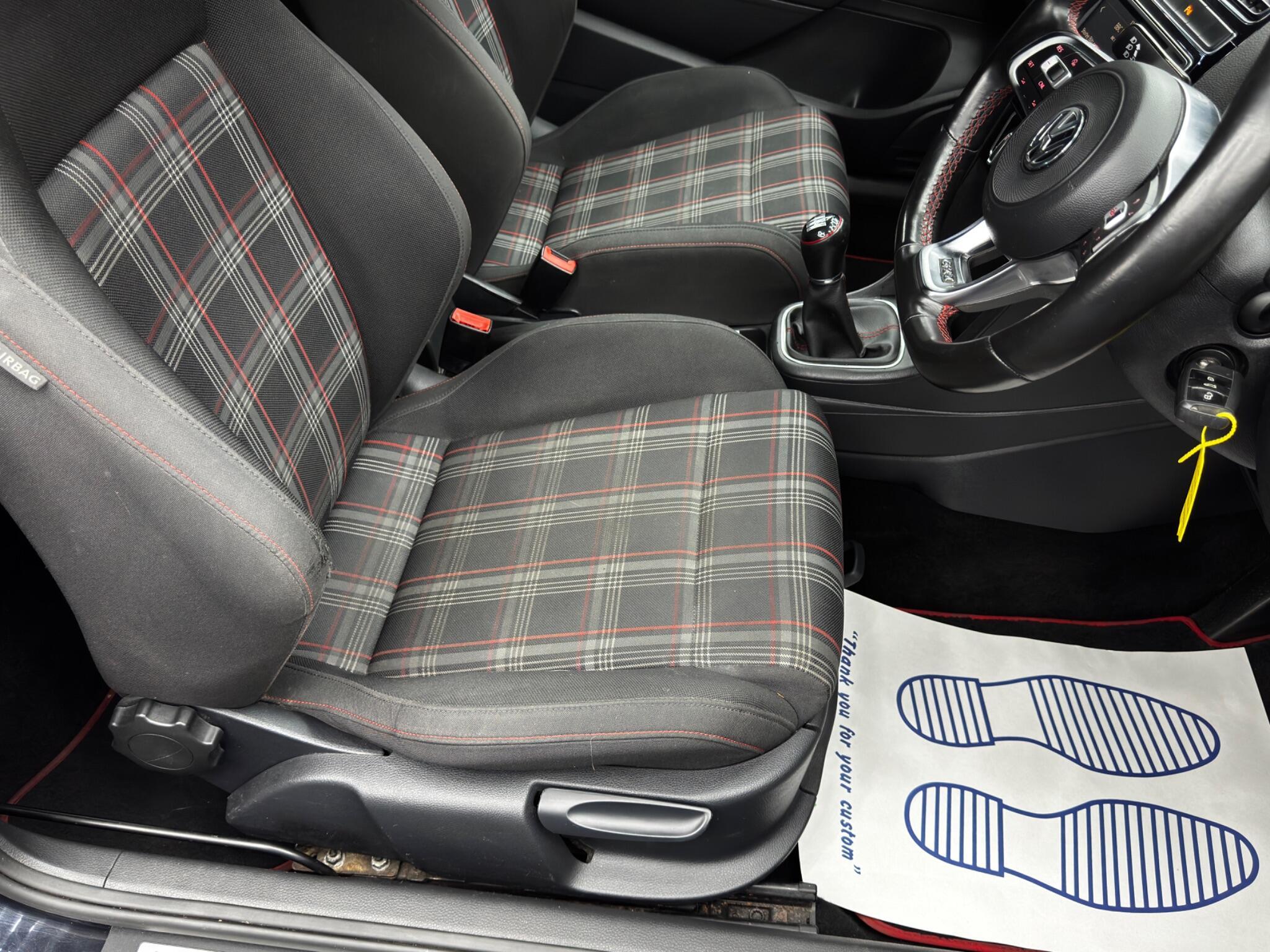 Volkswagen Polo - Image 13