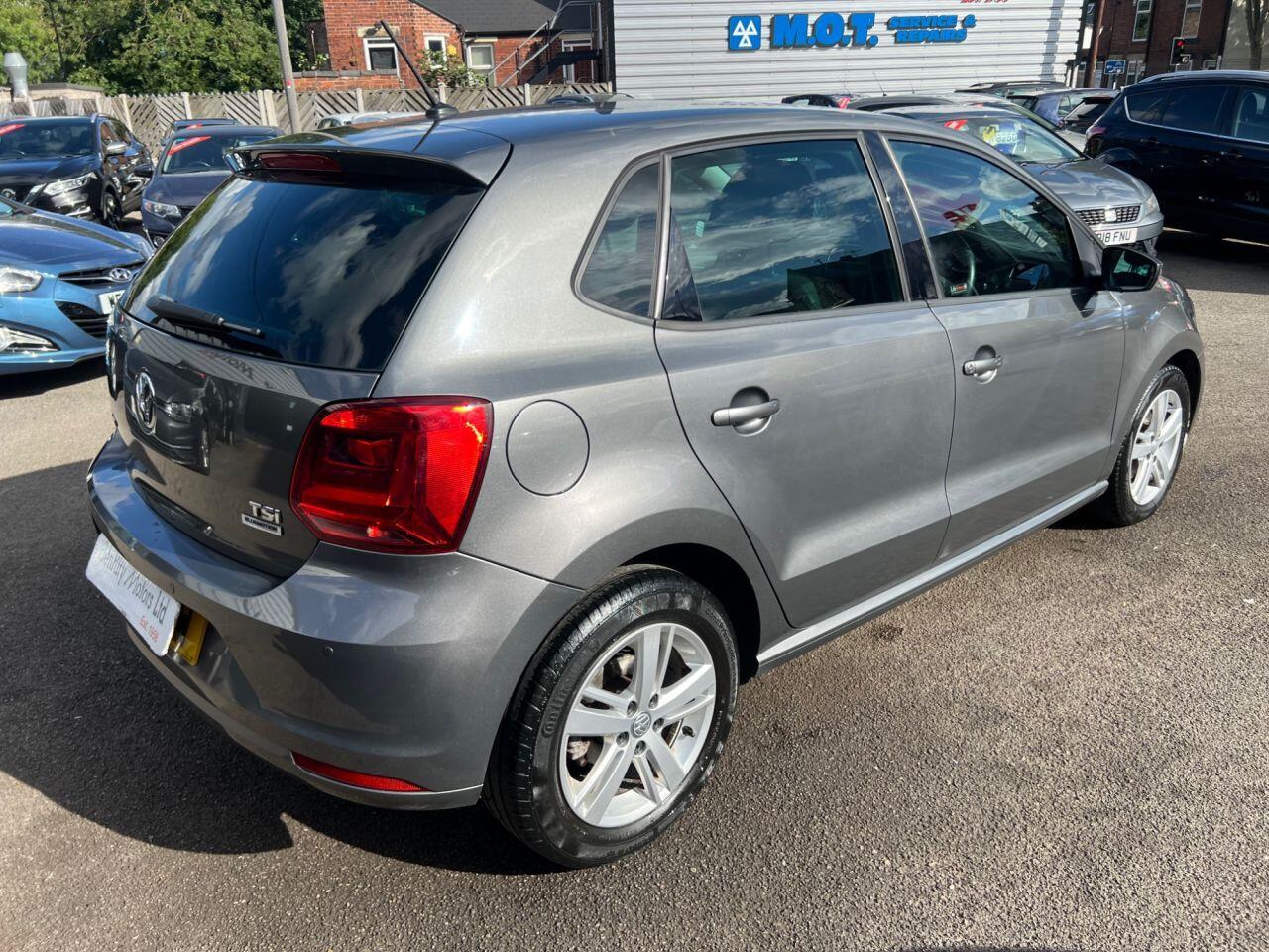 Volkswagen Polo - Image 8
