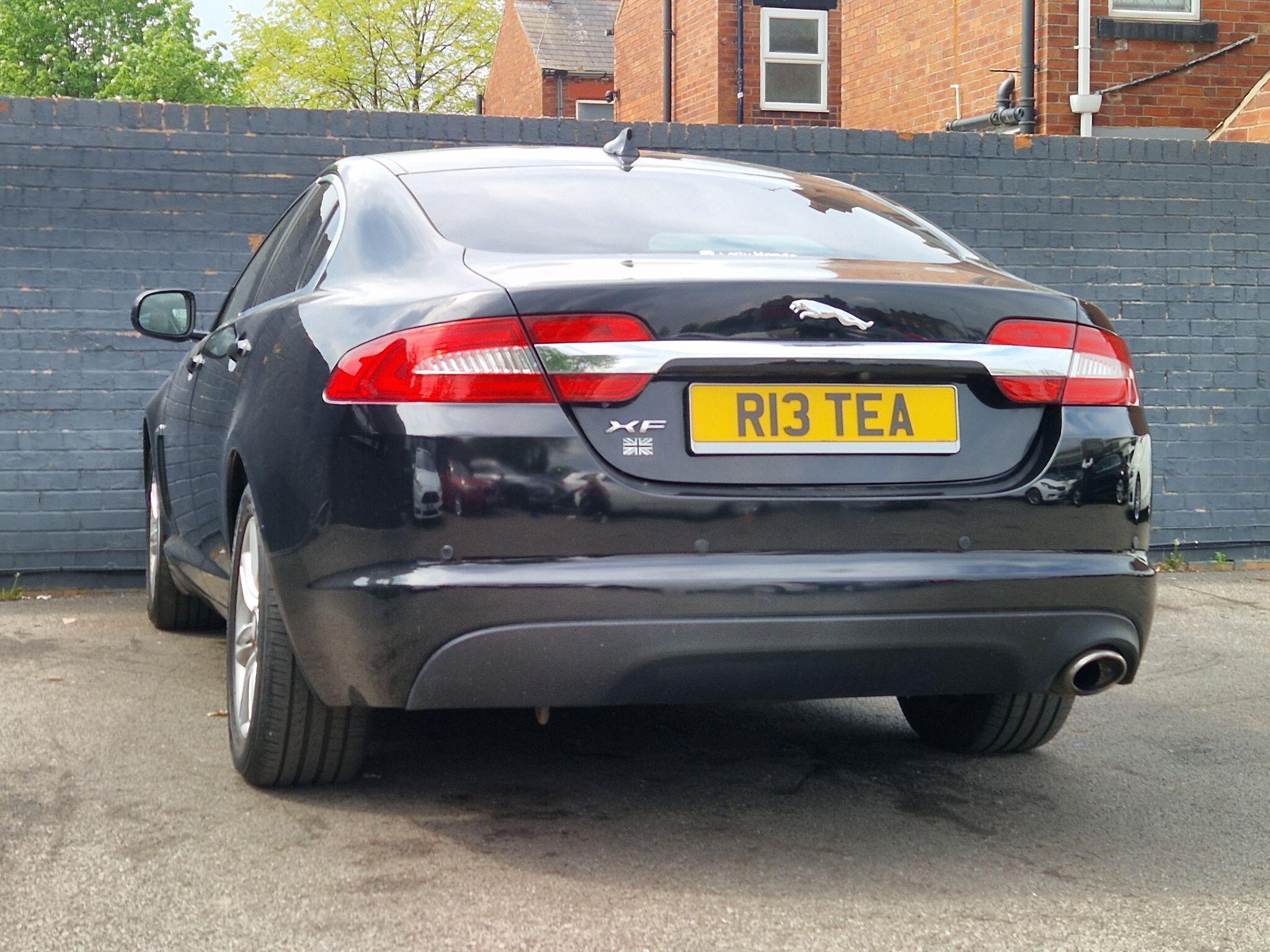 Jaguar XF - Image 23