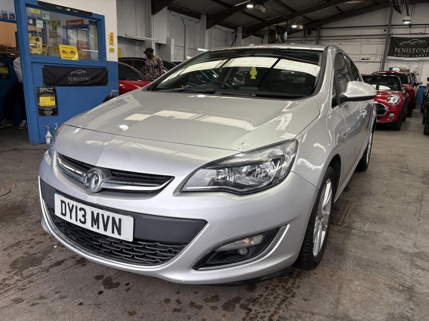 Vauxhall Astra - Image 3