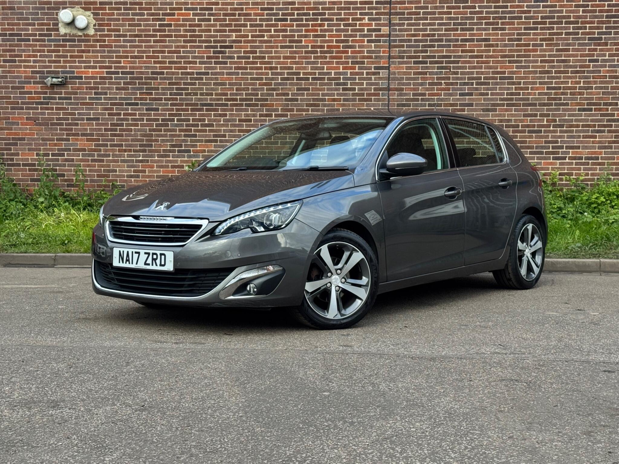 Peugeot 308 - Image 2