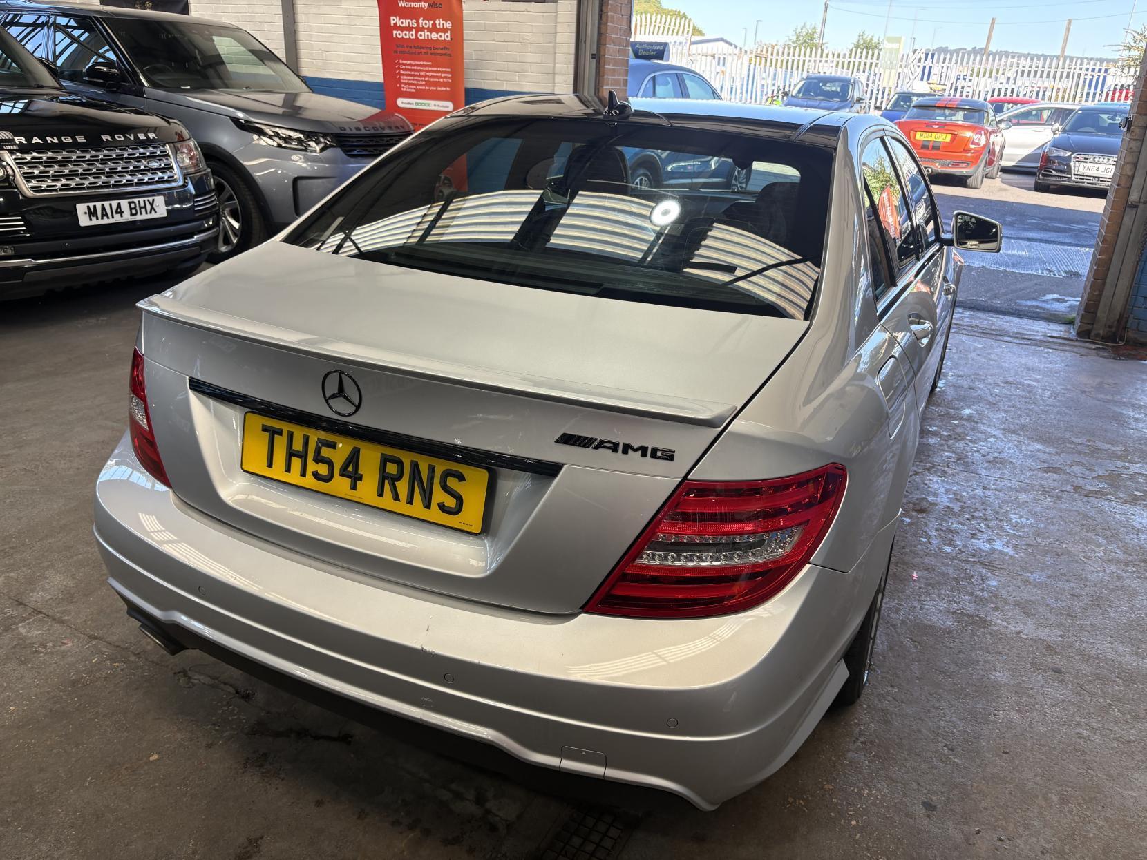 Mercedes C Class - Image 9