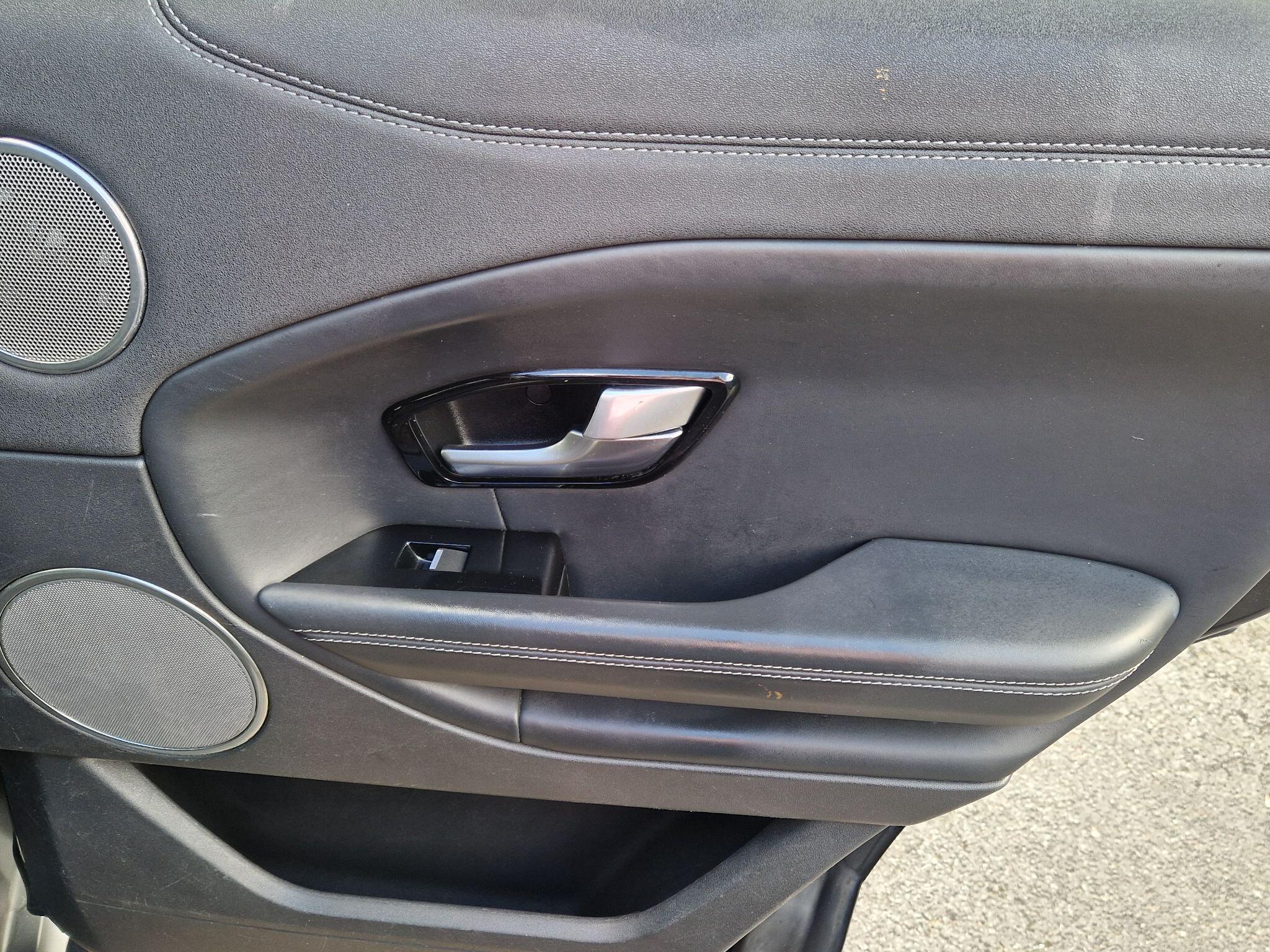 Land Rover Range Rover Evoque - Image 34