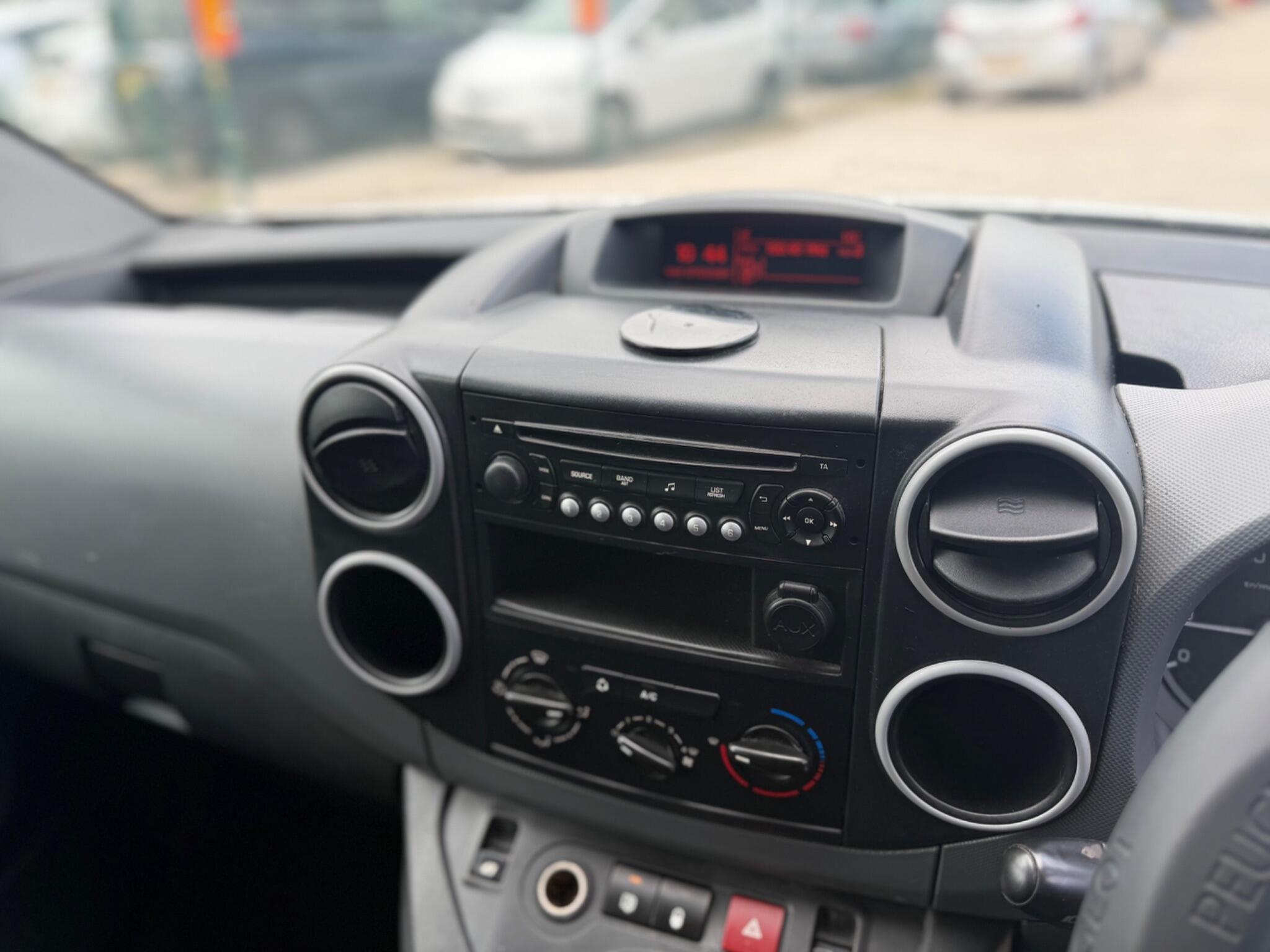 Peugeot Partner - Image 16