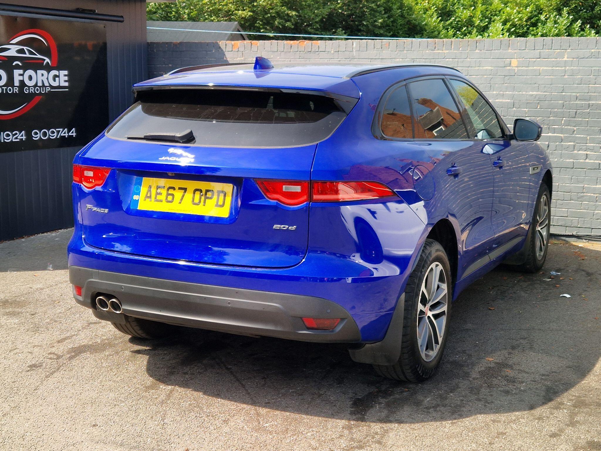 Jaguar F-Pace - Image 10