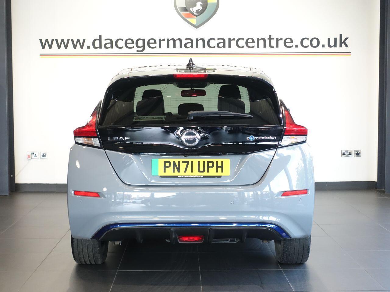 Nissan Leaf - Image 7