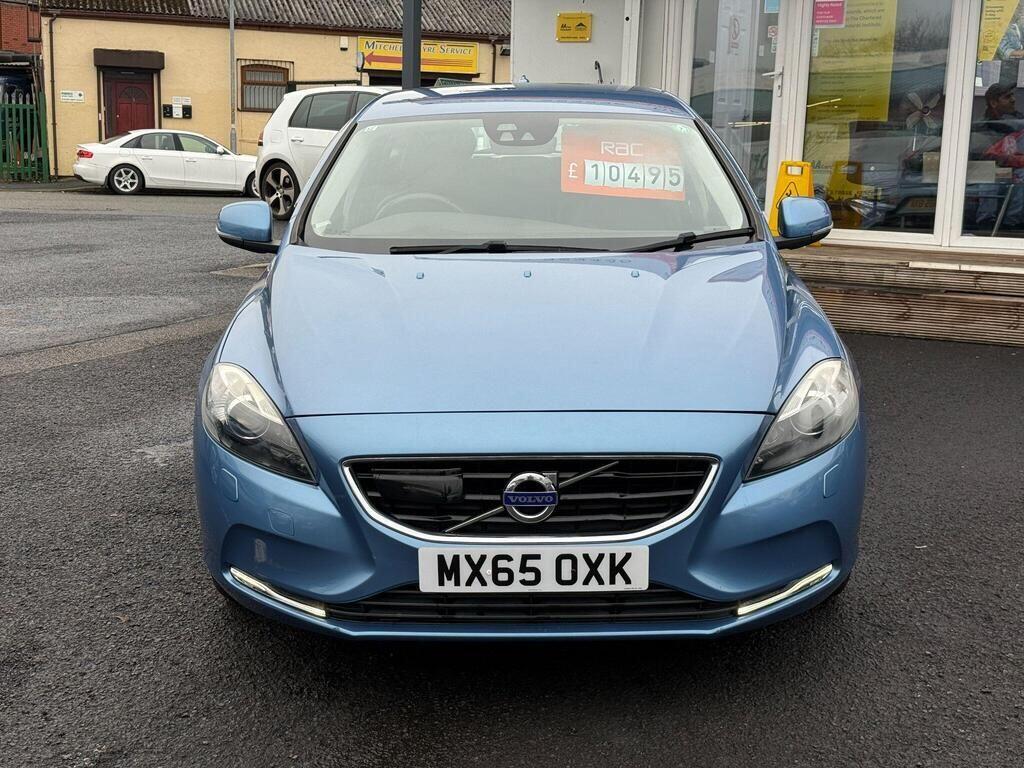 Volvo V40 - Image 9