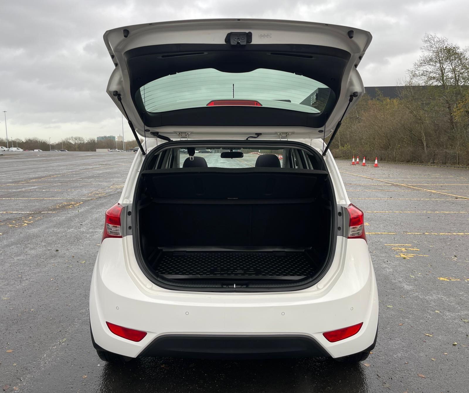 Hyundai ix20 - Image 38