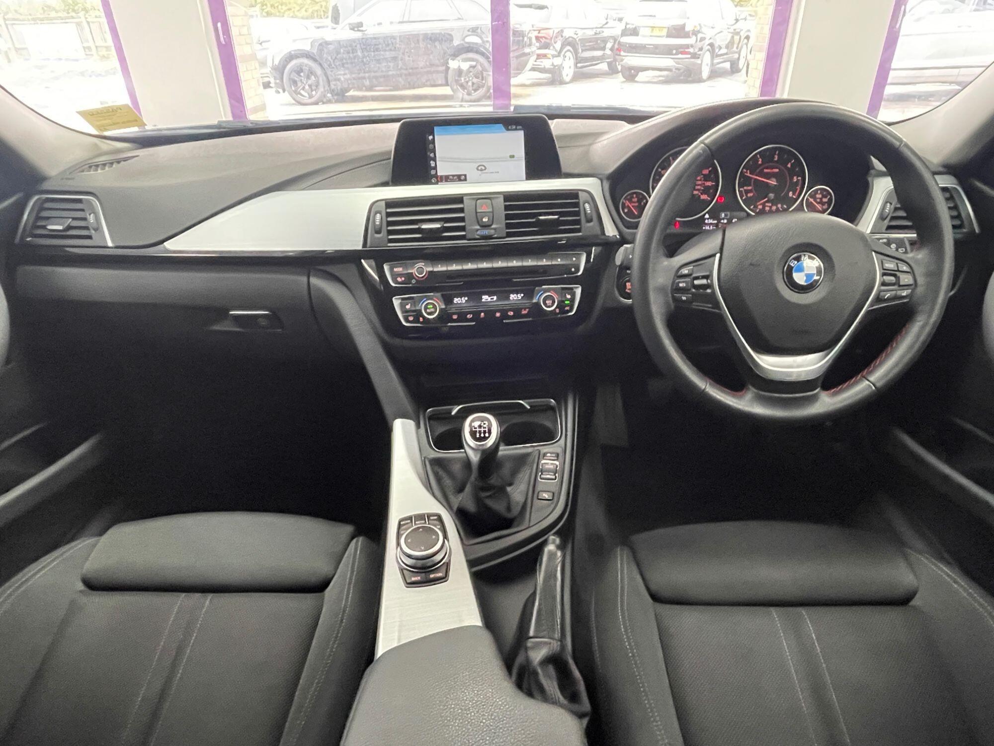 BMW 3 Series - Image 2
