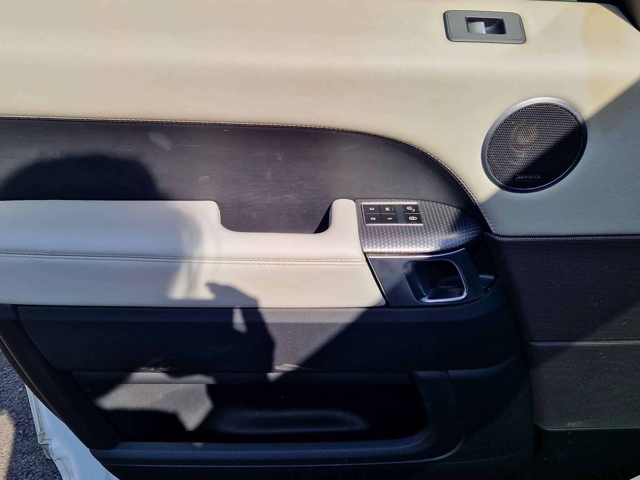 Land Rover RANGE ROVER SPORT - Image 40