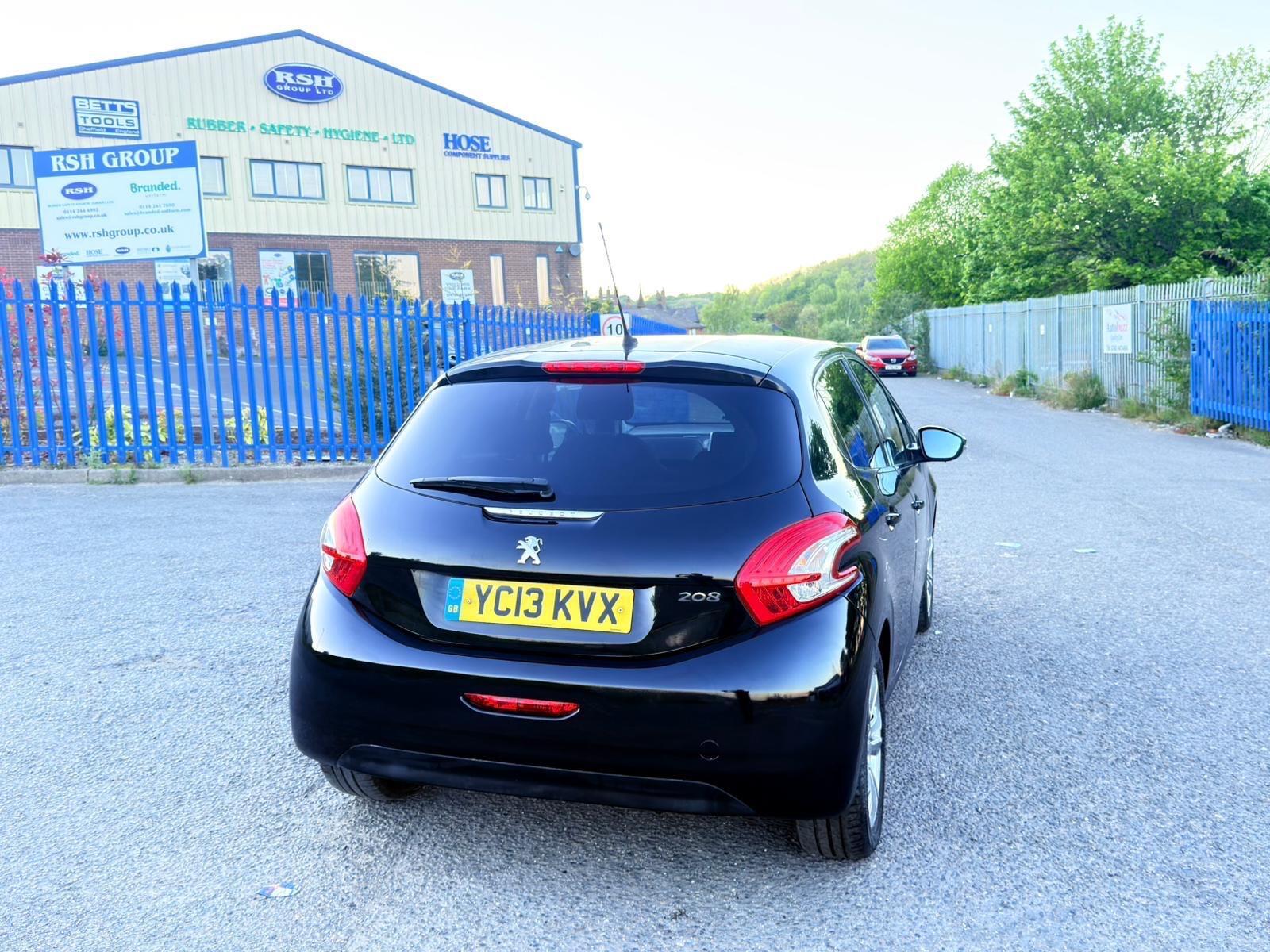 Peugeot 208 - Image 7