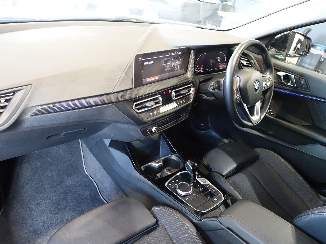 BMW 1 Series - Image 10