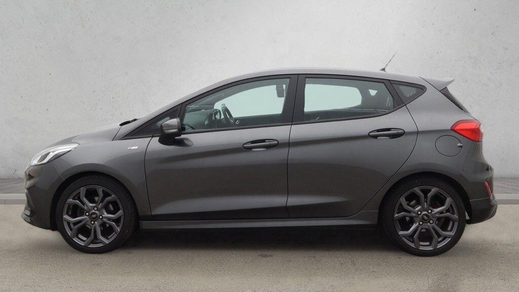 Ford Fiesta - Image 9