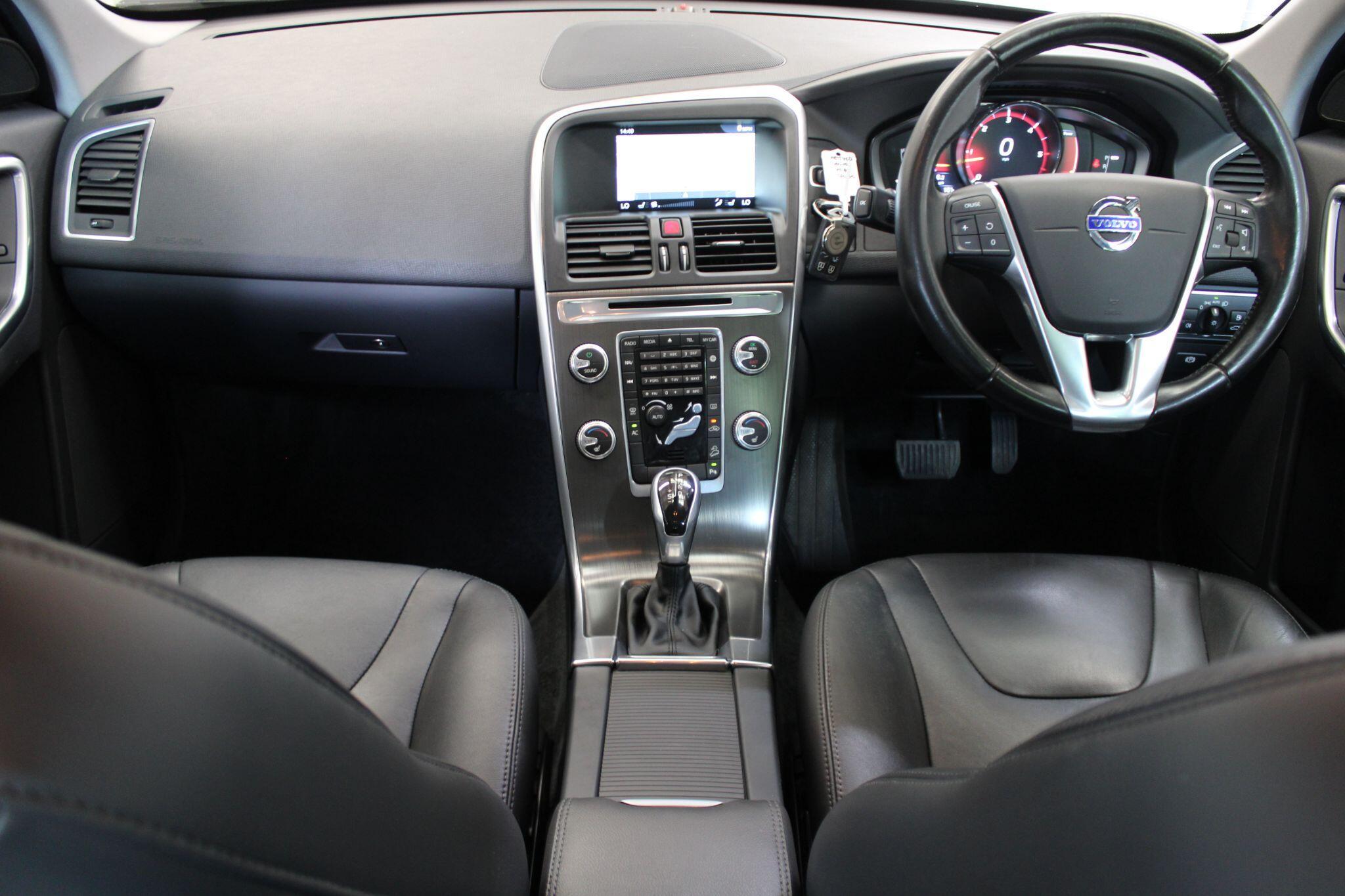 Volvo XC60 - Image 25