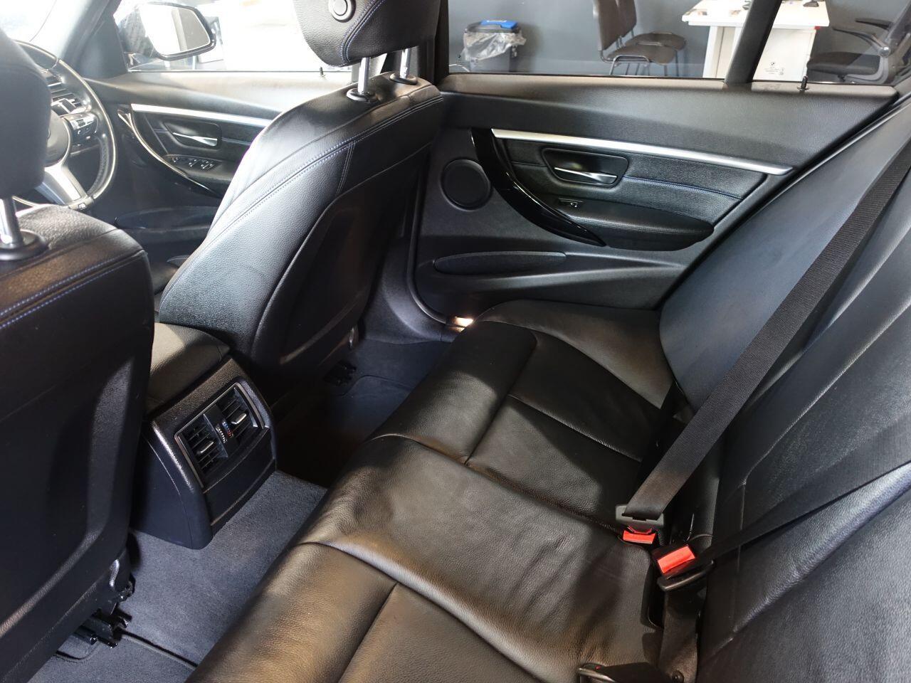 BMW 3 Series - Image 16