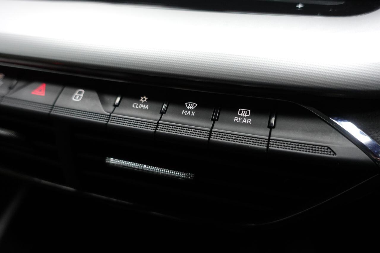 Skoda Octavia - Image 46