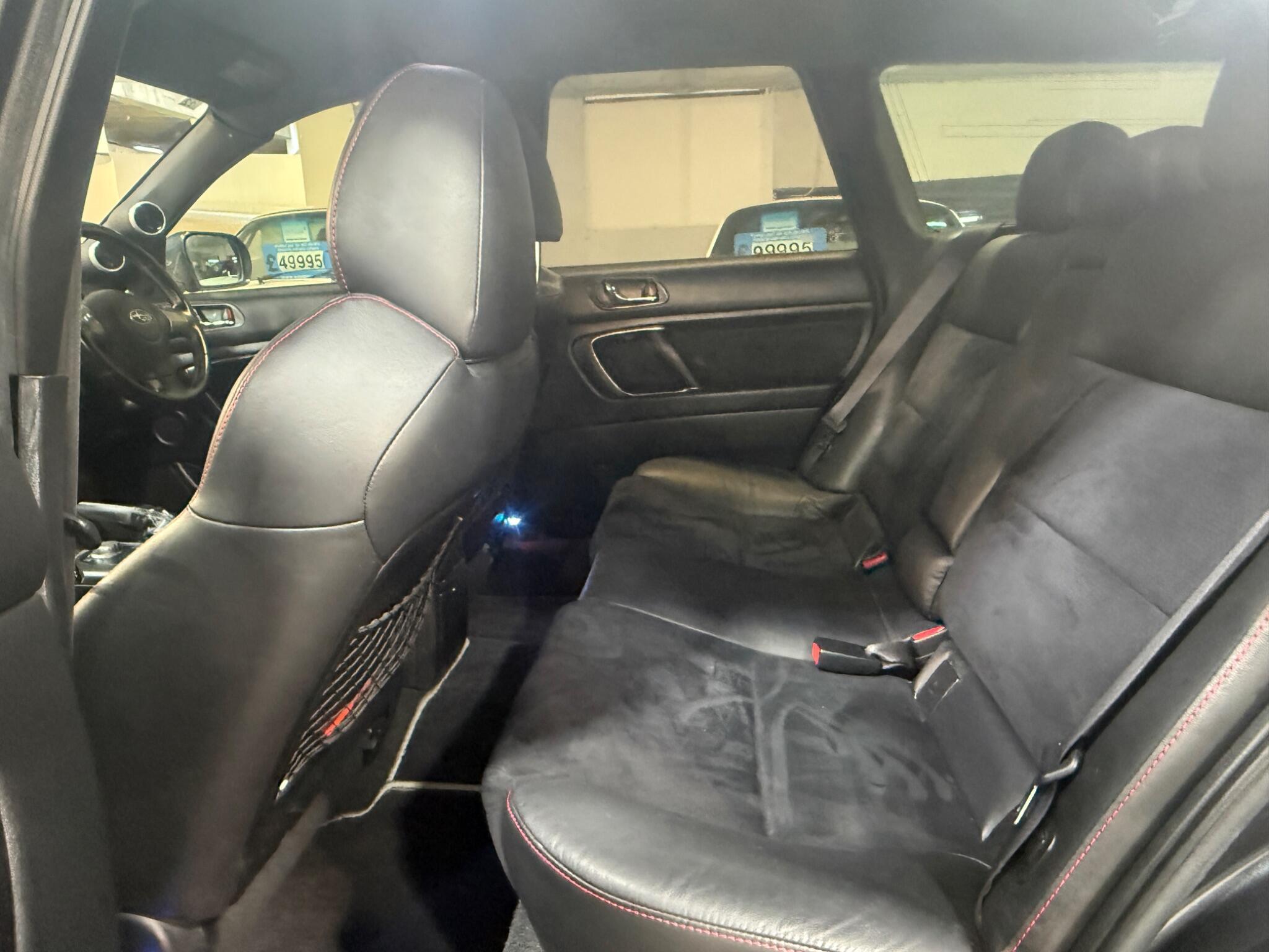 Subaru Legacy - Image 11