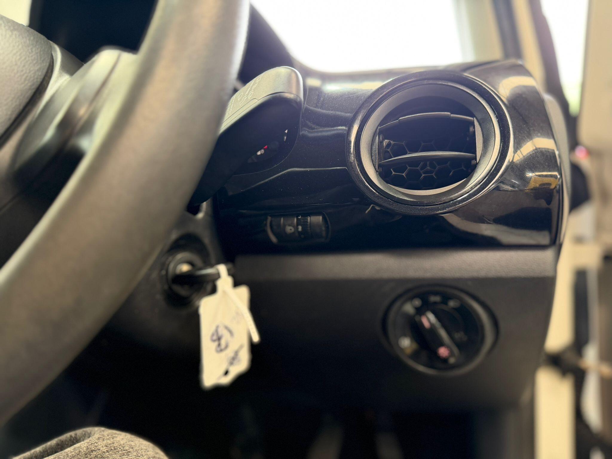 Volkswagen up! - Image 24