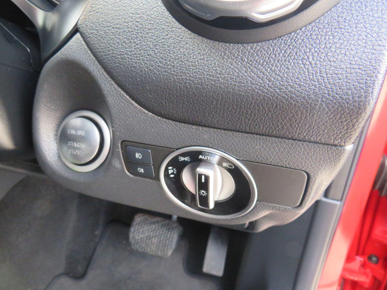 Mercedes-benz GLA - Image 19